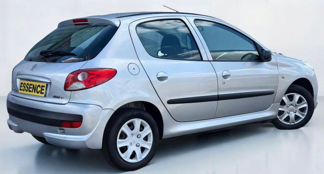 Peugeot 206 + (TU3) 1.4e - 75ch (5 cv) - BVM5 - 5 Po Gris Clair de 2011