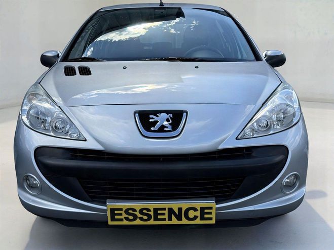 Peugeot 206 + (TU3) 1.4e - 75ch (5 cv) - BVM5 - 5 Po Gris Clair de 2011