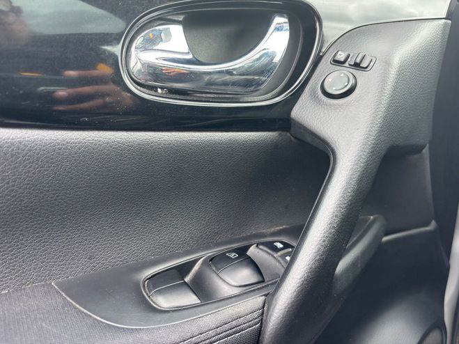 Nissan Qashqai II (2) 1.6 DCI 130 N-CONNECTA GPS MOTEUR Gris de 2016