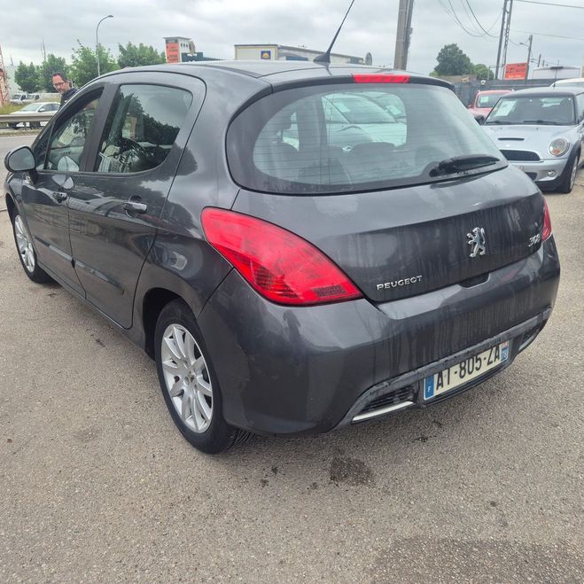 Peugeot 308 (2) 1.6 HDI 92 ACTIVE BVM5 5P Gris fonc de 2010