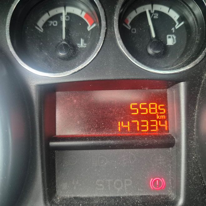 Peugeot 308 (2) 1.6 HDI 92 ACTIVE BVM5 5P Gris fonc de 2010