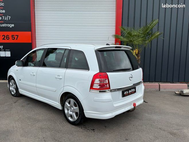 Opel Zafira B 1.9 CDTI 150 cv OPC line Bote auto RE Blanc de 2009