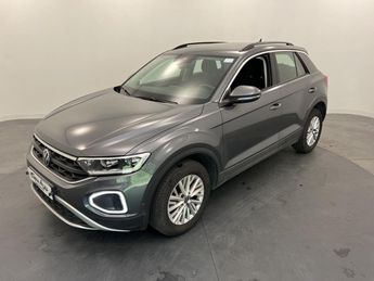  Voir détails -Volkswagen T Roc 1.0 TSI 110 Start/Stop BVM6 Life Plus à Quimper (29)