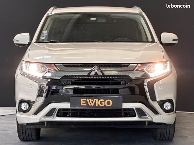 Mitsubishi Outlander 2.0 135ch HYBRID INTENS BVA Blanc de 2019