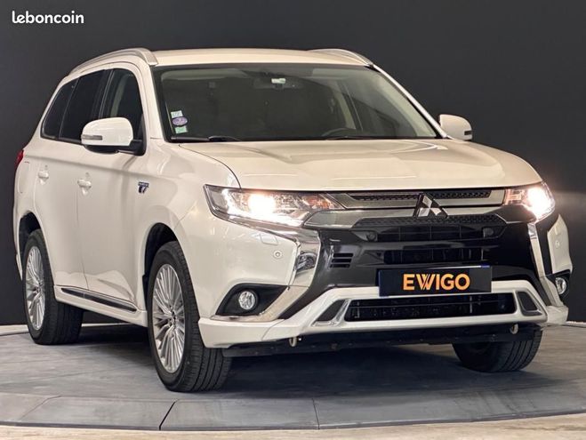 Mitsubishi Outlander 2.0 135ch HYBRID INTENS BVA Blanc de 2019