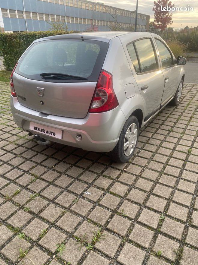 Dacia Sandero 1.4i Gpl 63400kms certifi Gris de 2010
