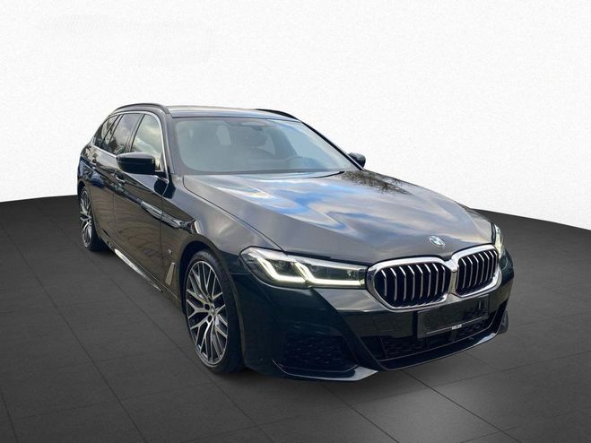 BMW Serie 5 TOURING G31 LCI 540d TwinPower Turbo xDr Noir de 2022
