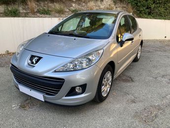  Voir détails -Peugeot 207 1.6 VTi 16v Premium BA 5p à Aix-en-Provence (13)