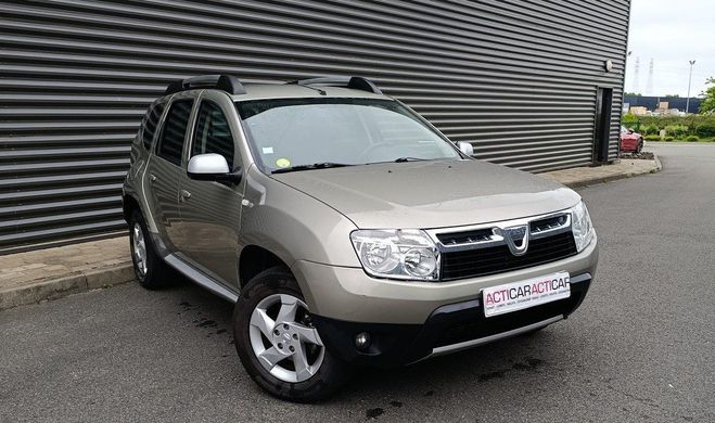 Dacia Duster 1.5 DCI 110 LAUREATE Gris Mtallis de 2011