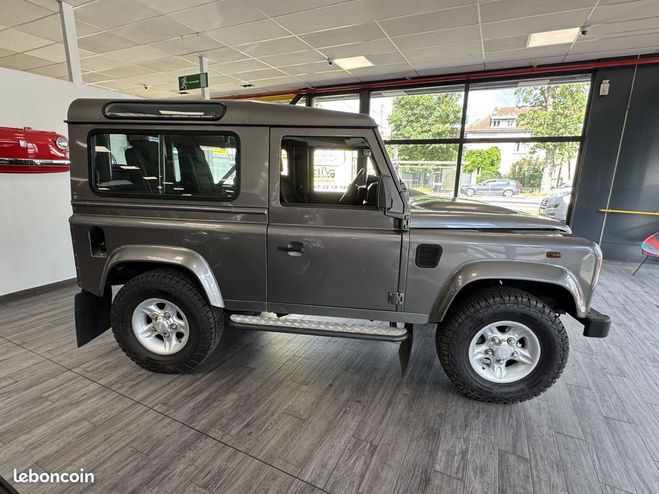Land rover Defender 90 TD4 2,4L 122Ch  de 2007