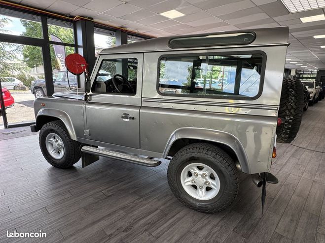 Land rover Defender 90 TD4 2,4L 122Ch  de 2007