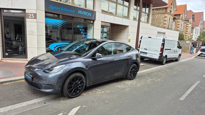 Tesla Model Y DUAL MOTOR LONG RANGE Performance 514 cv Gris Mtallis de 2021
