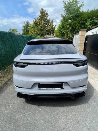  Voir détails -Porsche Cayenne Coupé III 3.0 V6 E-HYBRID 462 TIPTRONIC  à Enghien-les-Bains (95)