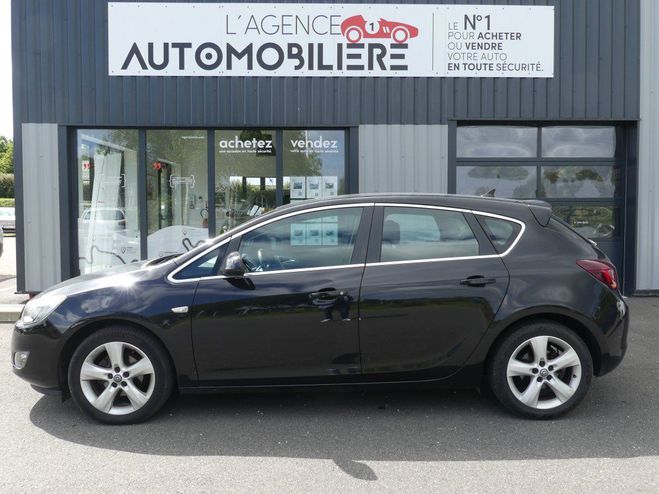 Opel Astra 1.4 i Turbo 16V 140 cv Premire main Noir de 2010