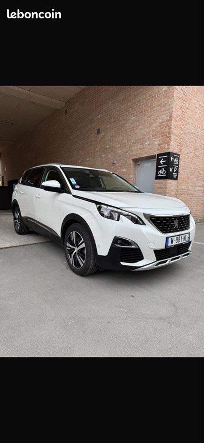 Peugeot 5008 EAT8 130ch Blanc de 2019