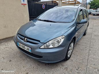  Voir détails -Peugeot 307 SW 1.6 essence 110ch 7places payer en 4x à Argenteuil (95)