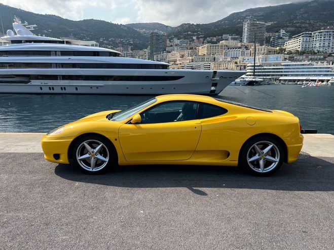 Ferrari 360 Modena / V8 3.6l 400 CH F1 / Franaise / Etat C Jaune de 2001