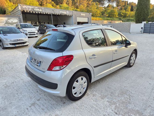 Peugeot 207 Pack Limited 1.4 hdi Gris de 2010