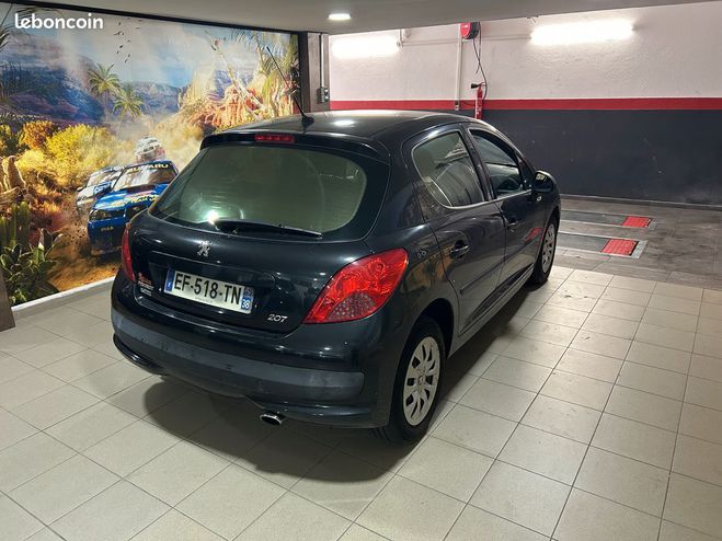 Peugeot 207 1.4 VTi 95ch Noir de 2008