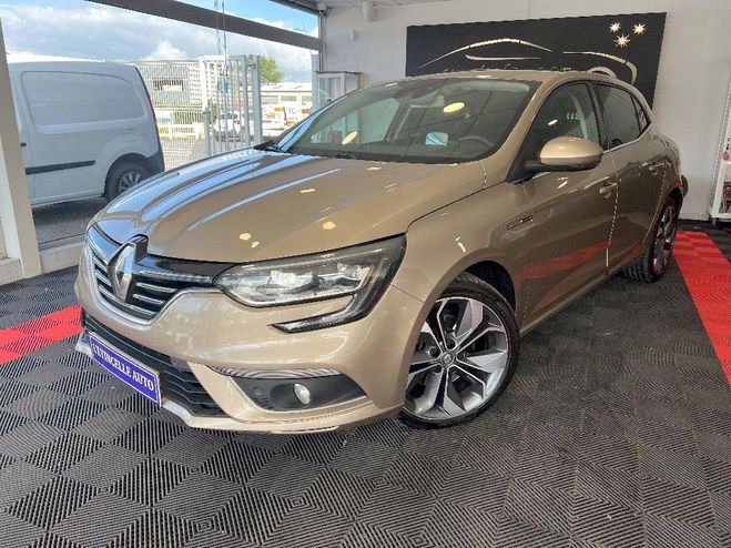 Renault Megane IV Berline dCi 130 Energy Intens Marron de 2016
