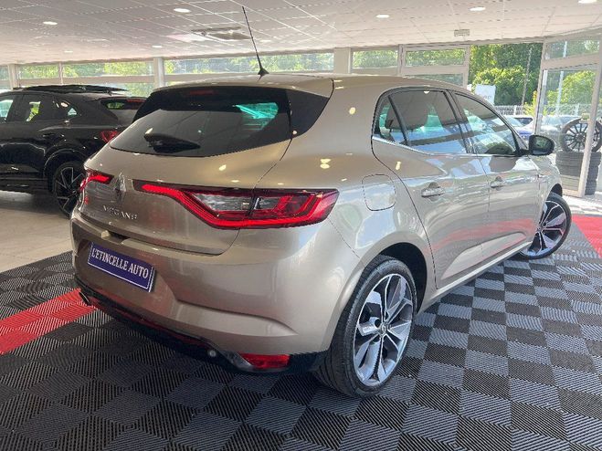 Renault Megane IV Berline dCi 130 Energy Intens Marron de 2016