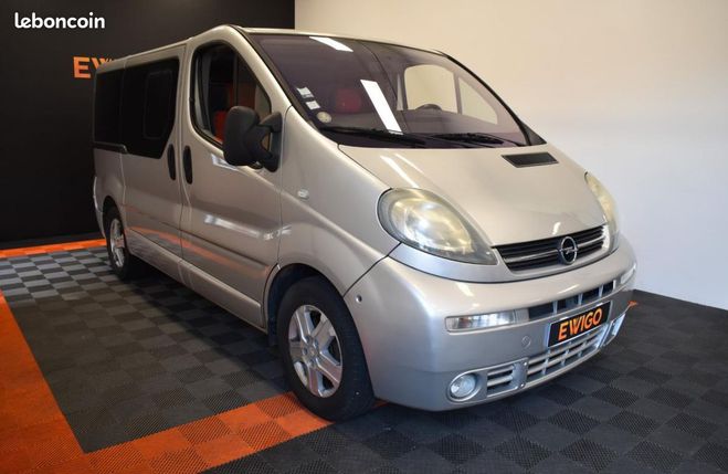 Opel Vivaro COMBI 2.5 CDTI 135ch WESTFALIA WEBASTO S Gris de 2005