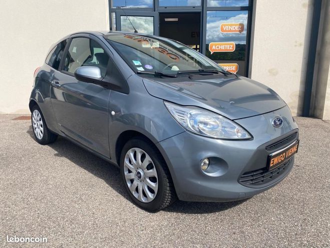 Ford KA 1.2 70CH TITANIUM START-STOP ENTRETIEN E Gris de 2013