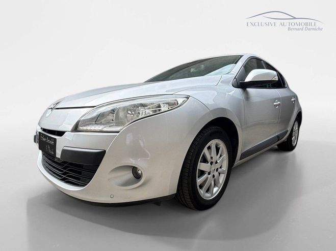 Renault Megane II (B84) 1.9 dCi 130ch Dynamique GRIS de 2008