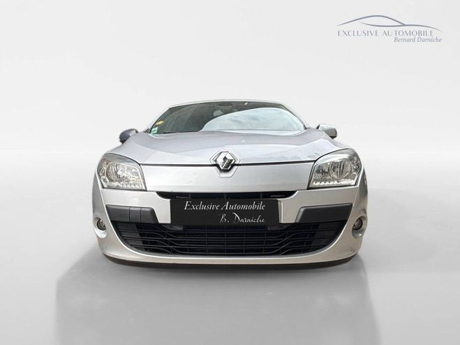 Renault Megane II (B84) 1.9 dCi 130ch Dynamique GRIS de 2008