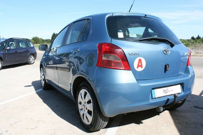 Toyota Yaris 87 VVT-I LUNA PACK 5P Bleu C de 2008