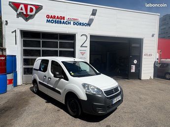  Voir détails -Peugeot Partner 1.6 Hdi 100 cv 1 ère main 12-2016 à Saint-Étienne (42)