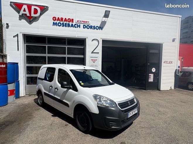 Peugeot Partner 1.6 Hdi 100 cv 1 re main 12-2016 Blanc de 2016