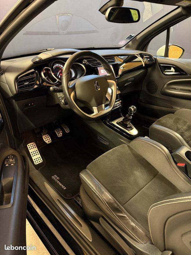 Citroen DS 3 Citron DS3 Performance 1.6THP 208cv 1 Noir de 2017