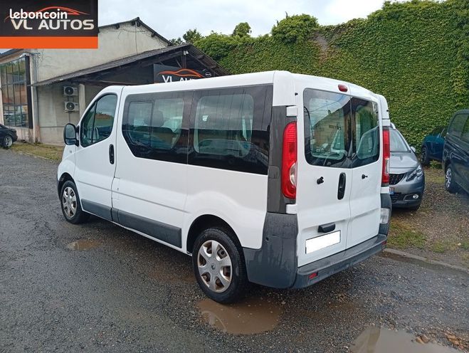 Renault Trafic Ce II 9 places 2.0 DCI 115cv Anne 2007 Blanc de 2007