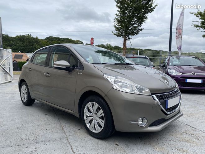 Peugeot 208 1.4HDi 70Ch Urban Soul  de 2013