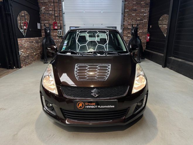 Suzuki Swift III 1.2 VVT So'City Marron de 2015
