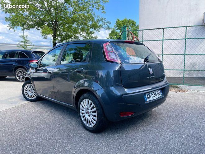 Fiat Grande Punto Evo 1.3 Multijet 75ch Dynamic 5P Gris de 2010