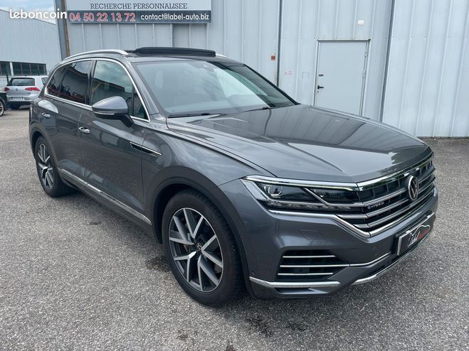 Volkswagen Touareg III 3.0 TSI eHybrid 381 4MOTION ELEGANCE Gris de 2021