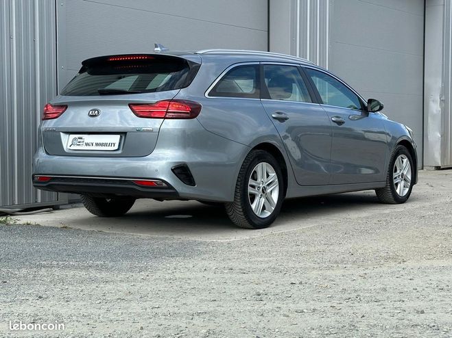 Kia Ceed d SW Ceed Active CRDI 136 MHEV DCT7 Autre de 2021