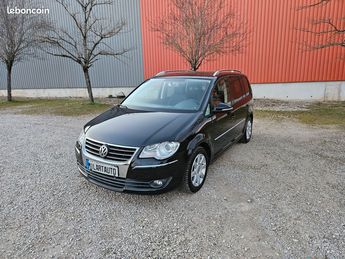  Voir détails -Volkswagen Touran 140Ch Trs Bon Etat... à Rodez (12)