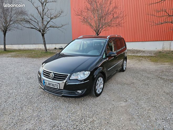 Volkswagen Touran 140Ch Trs Bon Etat... Noir de 2010
