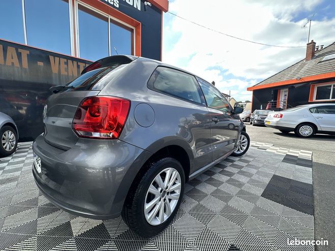 Volkswagen Polo 1.2 70CH STYLE 3P Gris de 2011