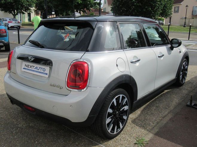 Mini Cooper 5 PORTES D 116CH BVA White Silver de 2015