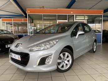  Voir détails -Peugeot 308 1.6 VTi 16v Allure BA 5p à Sallaumines (62)
