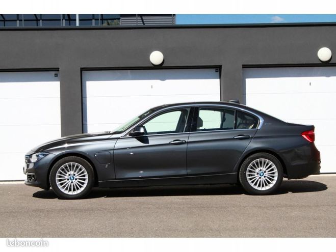 BMW Serie 3 e LUXURY | 1ere Main Franaise FAIBLE KM Gris de 2018