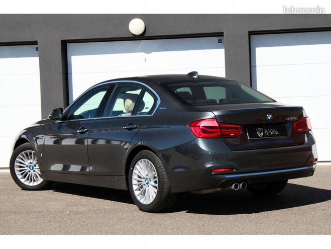 BMW Serie 3 e LUXURY | 1ere Main Franaise FAIBLE KM Gris de 2018