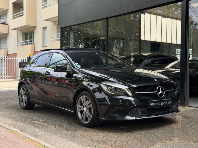 Mercedes Classe A 200 D BUSINESS EDITION 7G-DCT Noir de 2017
