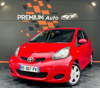  Voir détails -Toyota Aygo 1.0 I 70 CV Crit Air 1 Moteur a chaine C à Chignin (73)