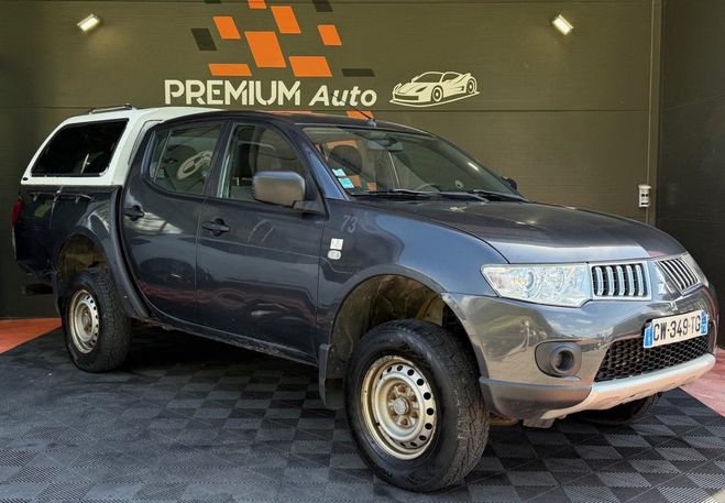 Mitsubishi L 200 2.5 DID TURBO 135Cv Intense 4x4 4 roues  Gris Fonc Mtallis de 2013
