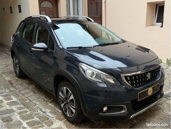 Peugeot 2008 Essence 82cv Allure Bleu de 2017
